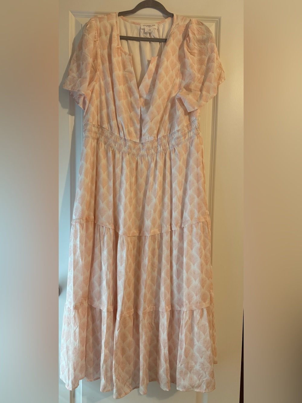 Plus size boutique dress- Baby Pink - Picture 4 of 4